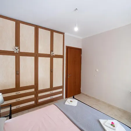 Sti Kzounteli - Cozy * Lefkada City